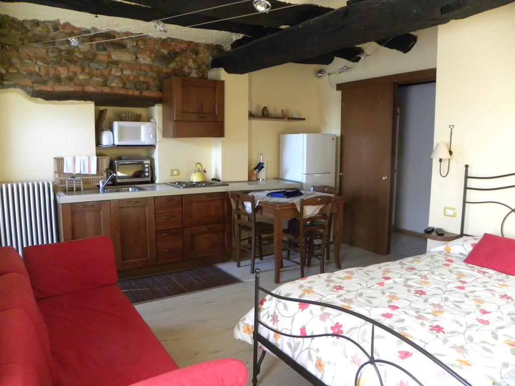 Agriturismo Fano'S Farm Suno Zimmer foto